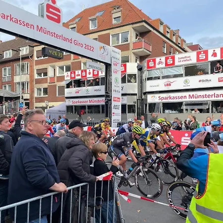 Hilla's Bay 아파트